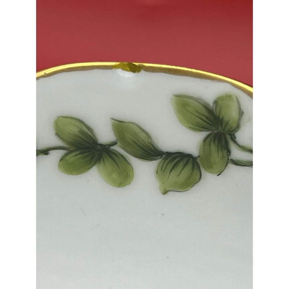 Antique T&V Limoges France Depose Green Vine w Rich Gold Rim Serving Bowl